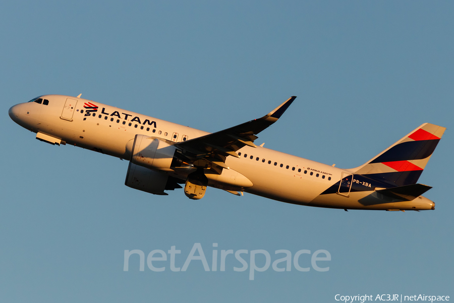 LATAM Airlines Brasil Airbus A320-271N (PR-XBA) | Photo 341436