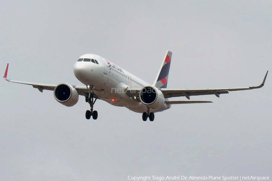 LATAM Airlines Brasil Airbus A320-273N (PR-XBB) | Photo 376790