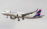 LATAM Airlines Brasil Airbus A320-273N (PR-XBB) at  Sao Paulo - Guarulhos - Andre Franco Montoro (Cumbica), Brazil