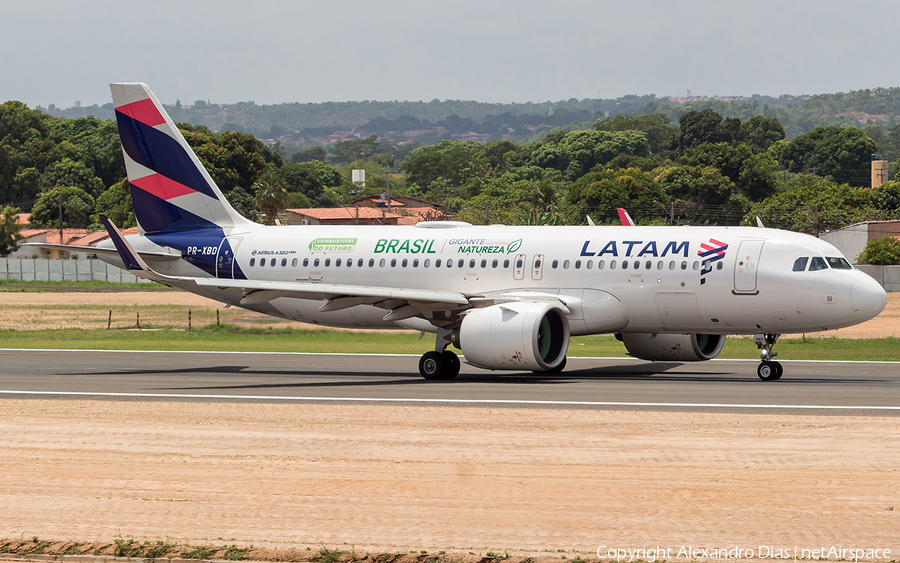 LATAM Airlines Brasil Airbus A320-273N (PR-XBD) | Photo 660799