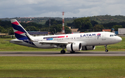 LATAM Airlines Brasil Airbus A320-273N (PR-XBE) at  Teresina - Senador Petrônio Portella, Brazil