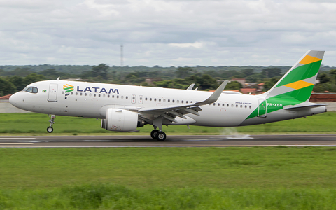 LATAM Airlines Brasil Airbus A320-271N (PR-XBG) at  Teresina - Senador Petrônio Portella, Brazil