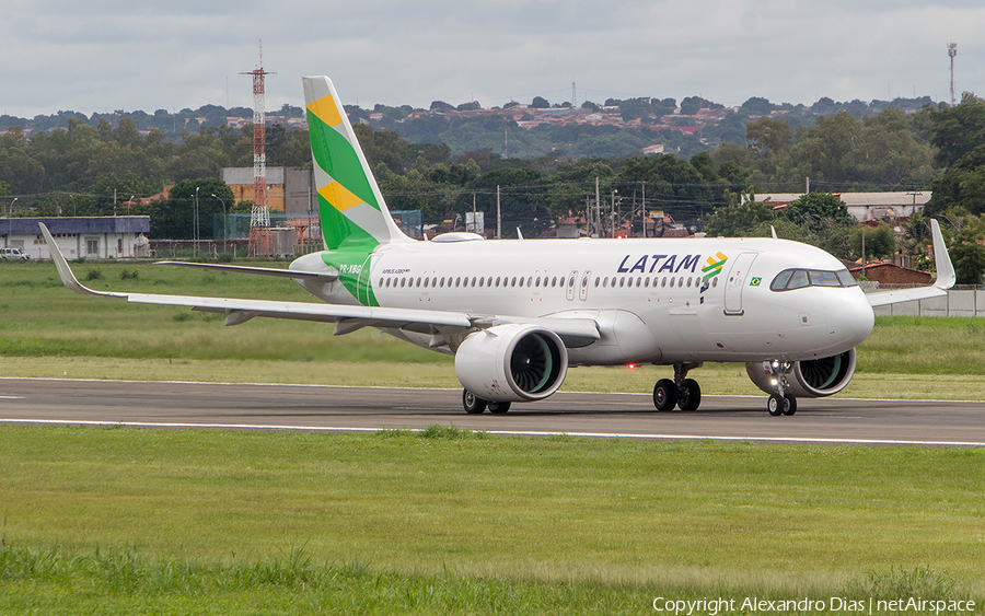 LATAM Airlines Brasil Airbus A320-271N (PR-XBG) | Photo 612125