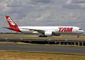 TAM Brazilian Airlines Airbus A350-941 (PR-XTA) at  Paris - Charles de Gaulle (Roissy), France