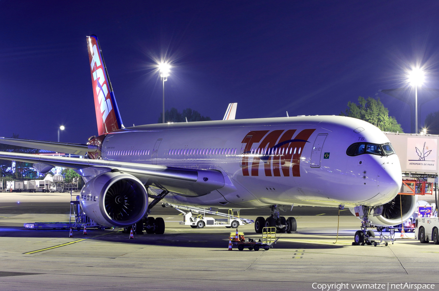 LATAM Airlines Brasil Airbus A350-941 (PR-XTB) | Photo 157250