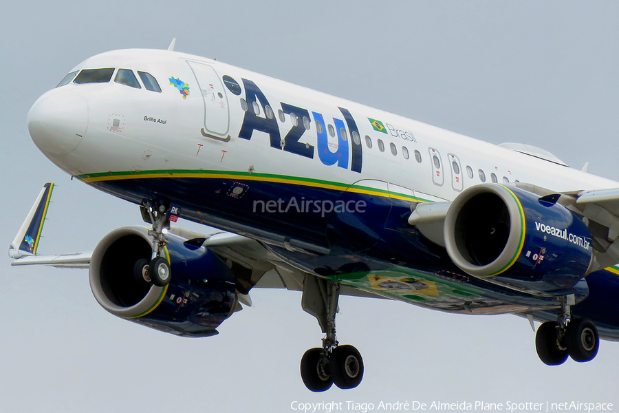 Azul Linhas Aereas Brasileiras Airbus A320-251N (PR-YRK) | Photo 386591