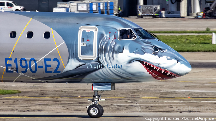 Embraer Embraer ERJ-190E2 (ERJ-190-300STD) (PR-ZGQ) | Photo 266046