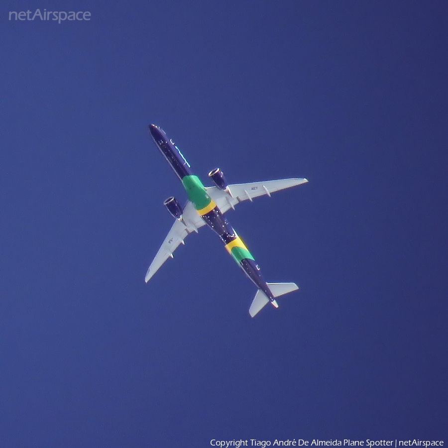 Azul Linhas Aereas Brasileiras Embraer ERJ-195E2 (ERJ-190-400STD) (PS-AEY) | Photo 674579