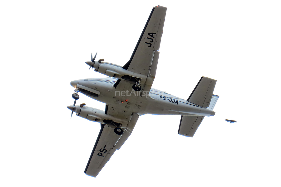 (Private) Beech E90 King Air (PS-JJA) | Photo 551433