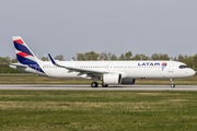 LATAM Airlines Brasil Airbus A321-271NX (PS-LBJ) at  Hamburg - Finkenwerder, Germany