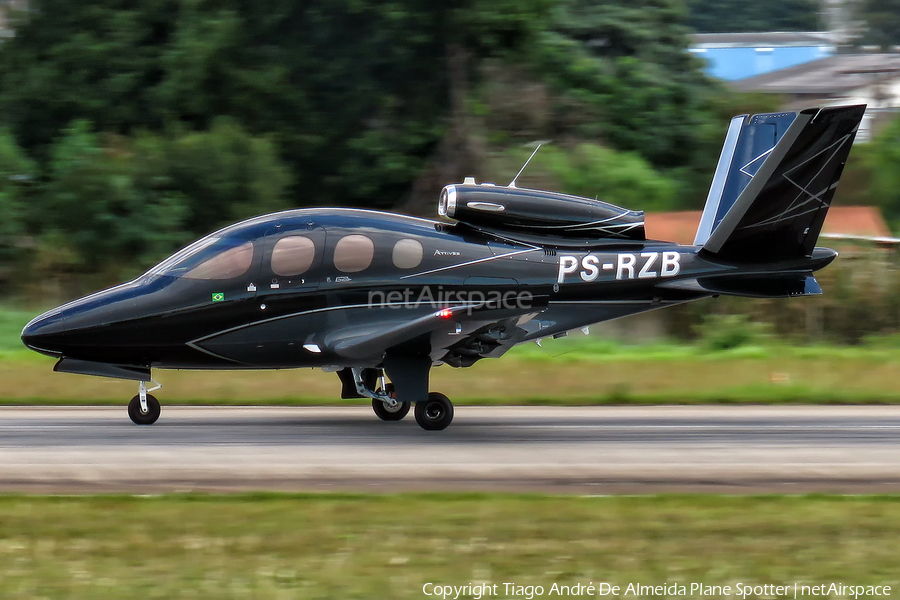 (Private) Cirrus SF50 Vision Jet G2+ Arrivee (PS-RZB) | Photo 680259