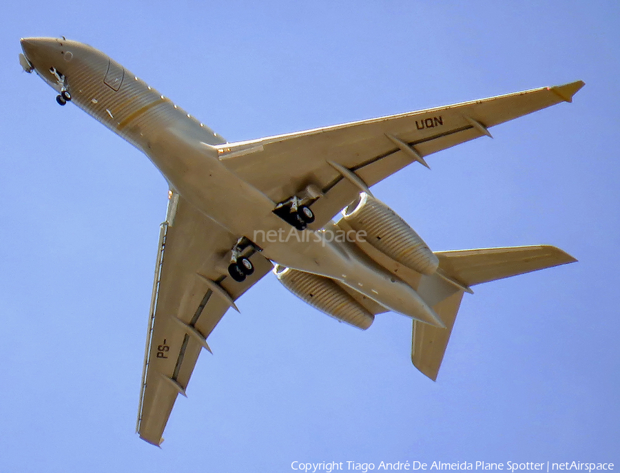 (Private) Bombardier BD-700-1A10 Global 6000 (PS-UQN) | Photo 492129