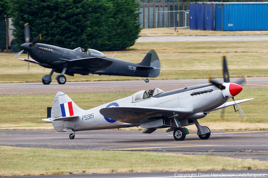 Royal Air Force Supermarine Spitfire PR Mk XIX (PS915) | Photo 194528
