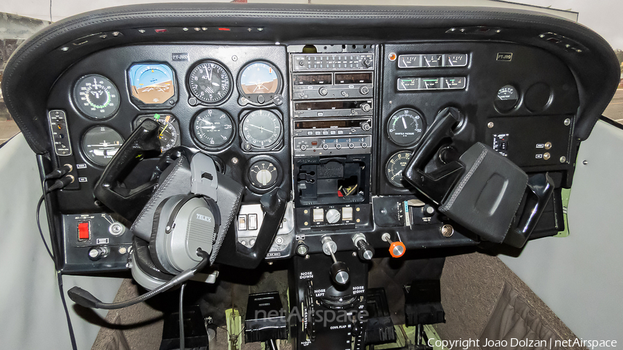 (Private) Cessna 182P Skylane (PT-JRO) | Photo 454356