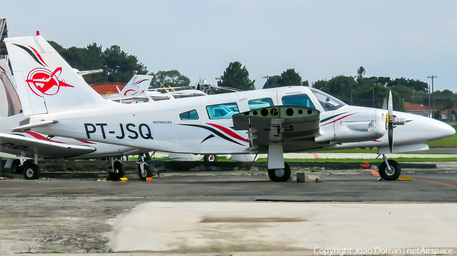 EPA - Escola Paranaense de Aviação Piper PA-34-200 Seneca I (PT-JSQ) | Photo 378636
