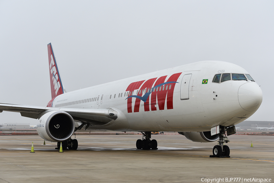 TAM Brazilian Airlines Boeing 767-316(ER) (PT-MOB) | Photo 378774