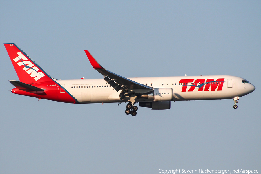 TAM Brazilian Airlines Boeing 767-316(ER) (PT-MOB) | Photo 177588