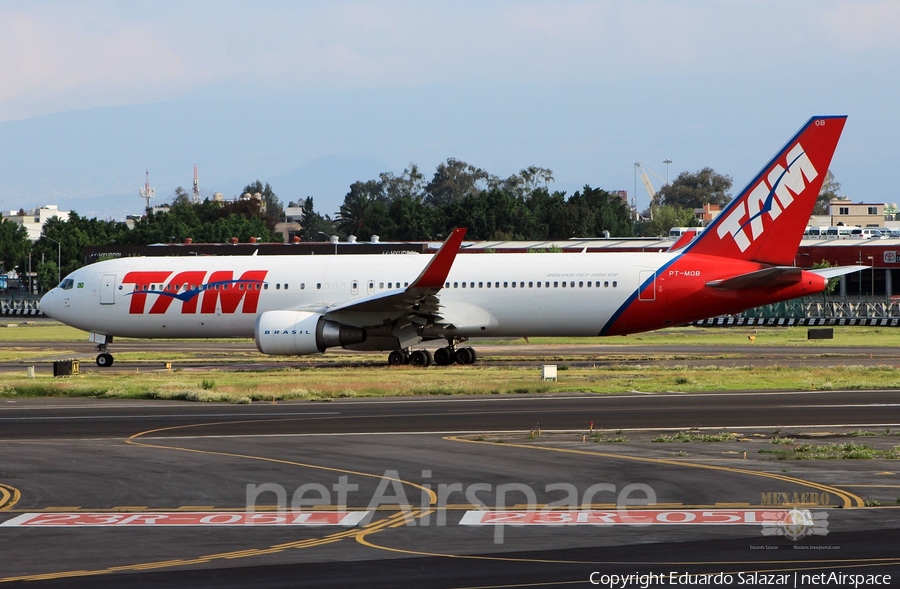 TAM Brazilian Airlines Boeing 767-316(ER) (PT-MOB) | Photo 352364