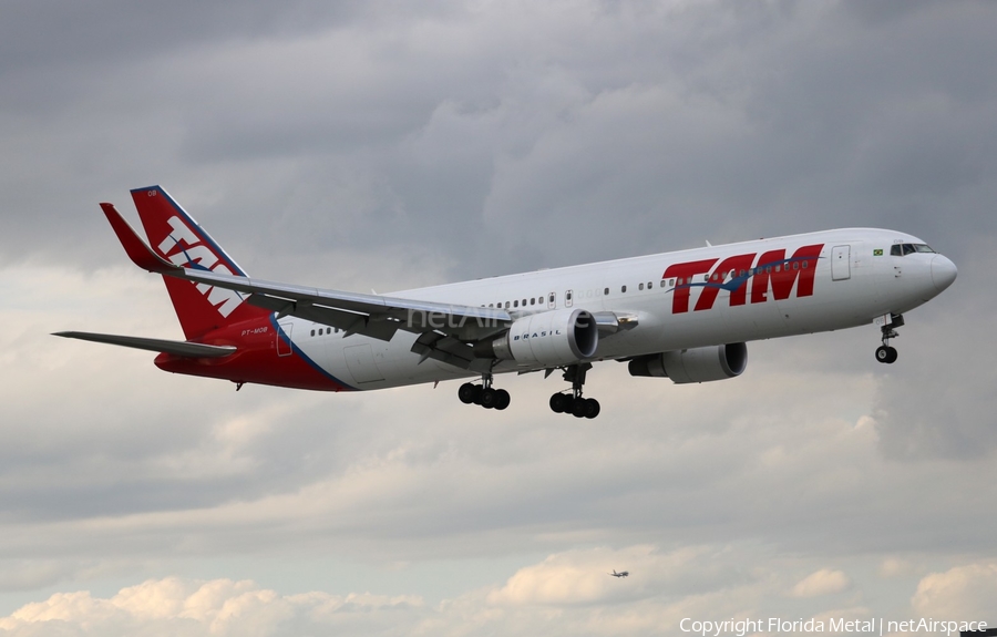 TAM Brazilian Airlines Boeing 767-316(ER) (PT-MOB) | Photo 316742