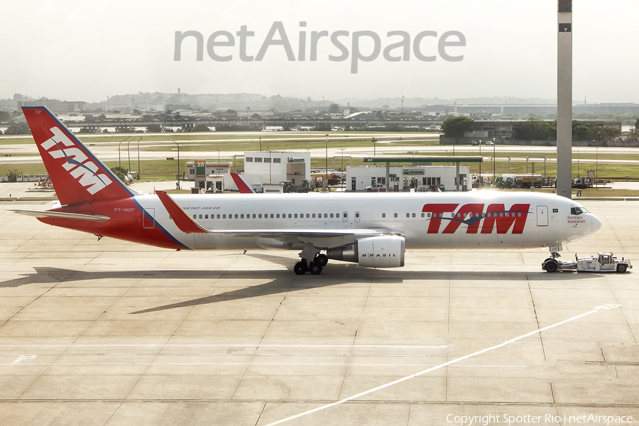 TAM Brazilian Airlines Boeing 767-316(ER) (PT-MOF) | Photo 393674