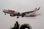 TAM Brazilian Airlines Boeing 767-316(ER) (PT-MOG) at  Sao Paulo - Guarulhos - Andre Franco Montoro (Cumbica), Brazil