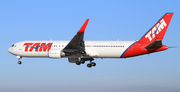 LATAM Airlines Brasil Boeing 767-316(ER) (PT-MSS) at  Barcelona - El Prat, Spain