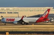 LATAM Airlines Brasil Boeing 767-316(ER) (PT-MSS) at  Mexico City - Lic. Benito Juarez International, Mexico