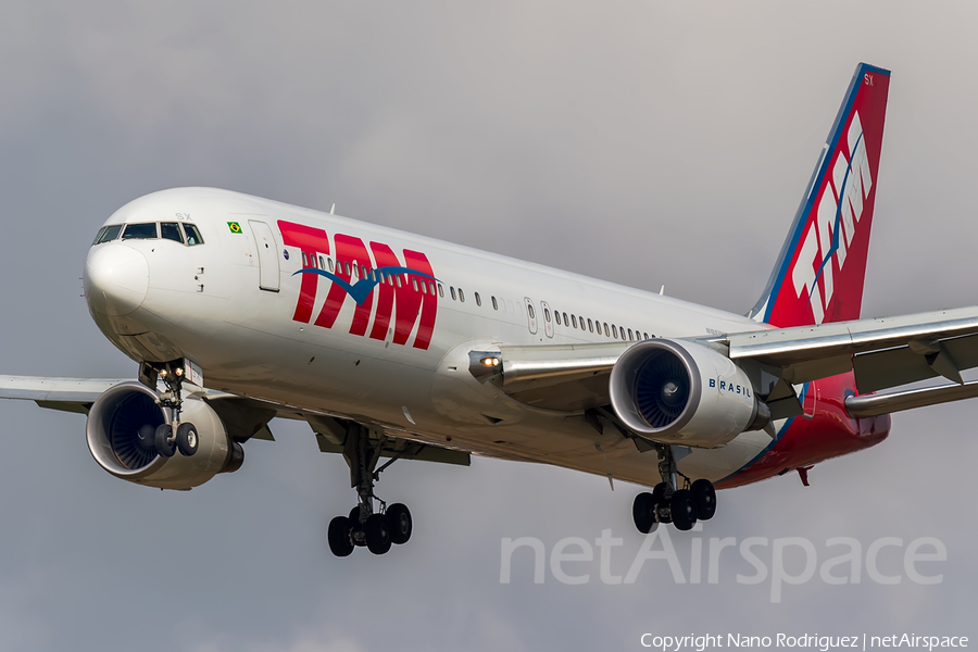 TAM Brazilian Airlines Boeing 767-316(ER) (PT-MSX) | Photo 149624