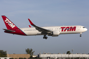 TAM Brazilian Airlines Boeing 767-316(ER) (PT-MSX) at  Miami - International, United States