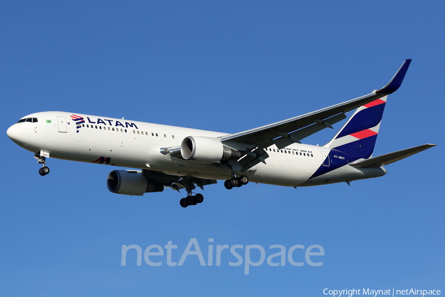 LATAM Airlines Brasil Boeing 767-316(ER) (PT-MSY) | Photo 141605