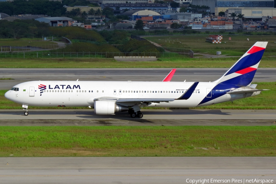 LATAM Airlines Brasil Boeing 767-316(ER) (PT-MSY) | Photo 331342