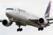 LATAM Airlines Brasil Boeing 767-316(ER) (PT-MSY) at  London - Heathrow, United Kingdom