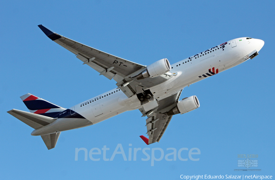 LATAM Airlines Brasil Boeing 767-316(ER) (PT-MSY) | Photo 402133