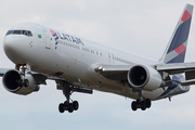 TAM Brazilian Airlines Boeing 767-316(ER) (PT-MSY) at  London - Heathrow, United Kingdom