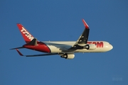 TAM Brazilian Airlines Boeing 767-316(ER) (PT-MSY) at  Mexico City - Lic. Benito Juarez International, Mexico