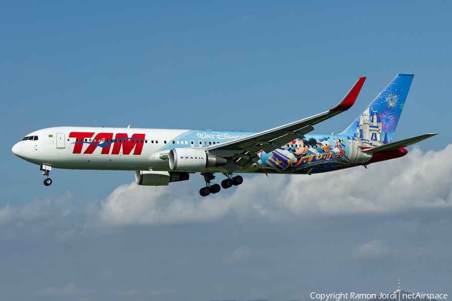 TAM Brazilian Airlines Boeing 767-316(ER) (PT-MSZ) | Photo 130861