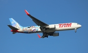 TAM Brazilian Airlines Boeing 767-316(ER) (PT-MSZ) at  Orlando - International (McCoy), United States