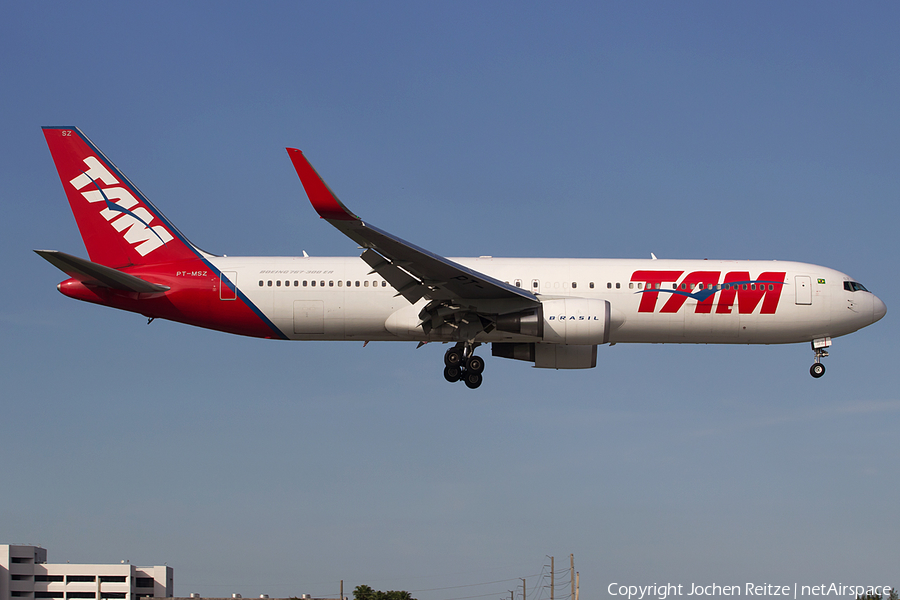 TAM Brazilian Airlines Boeing 767-316(ER) (PT-MSZ) | Photo 113818