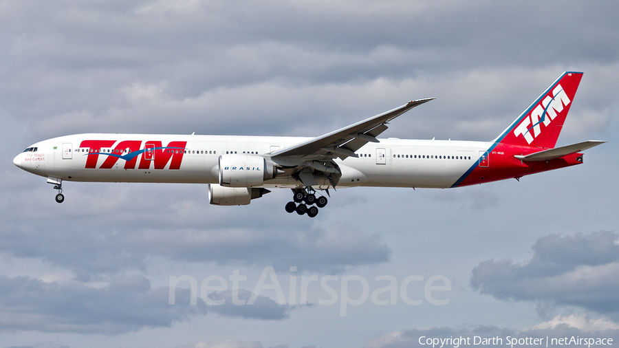 TAM Brazilian Airlines Boeing 777-32W(ER) (PT-MUB) | Photo 260438