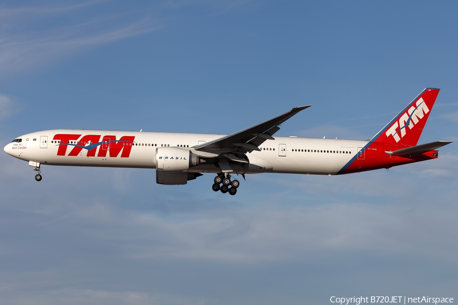 TAM Brazilian Airlines Boeing 777-32W(ER) (PT-MUB) | Photo 32431