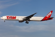 TAM Brazilian Airlines Boeing 777-32W(ER) (PT-MUB) at  Frankfurt am Main, Germany