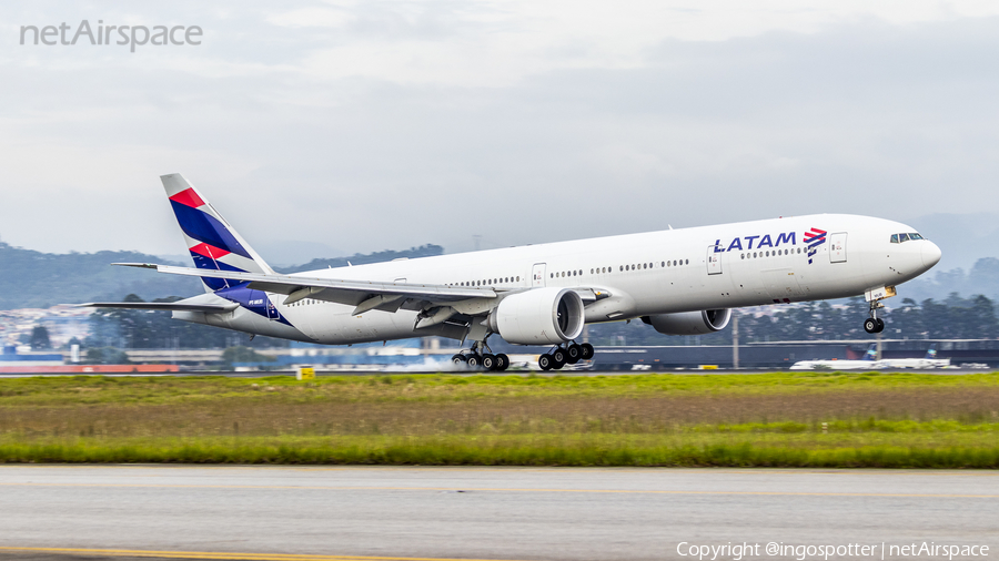 TAM Brazilian Airlines Boeing 777-32W(ER) (PT-MUB) | Photo 363438
