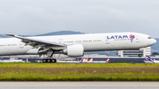 TAM Brazilian Airlines Boeing 777-32W(ER) (PT-MUB) at  Sao Paulo - Guarulhos - Andre Franco Montoro (Cumbica), Brazil