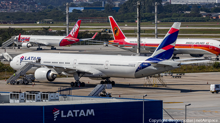 TAM Brazilian Airlines Boeing 777-32W(ER) (PT-MUB) | Photo 506702