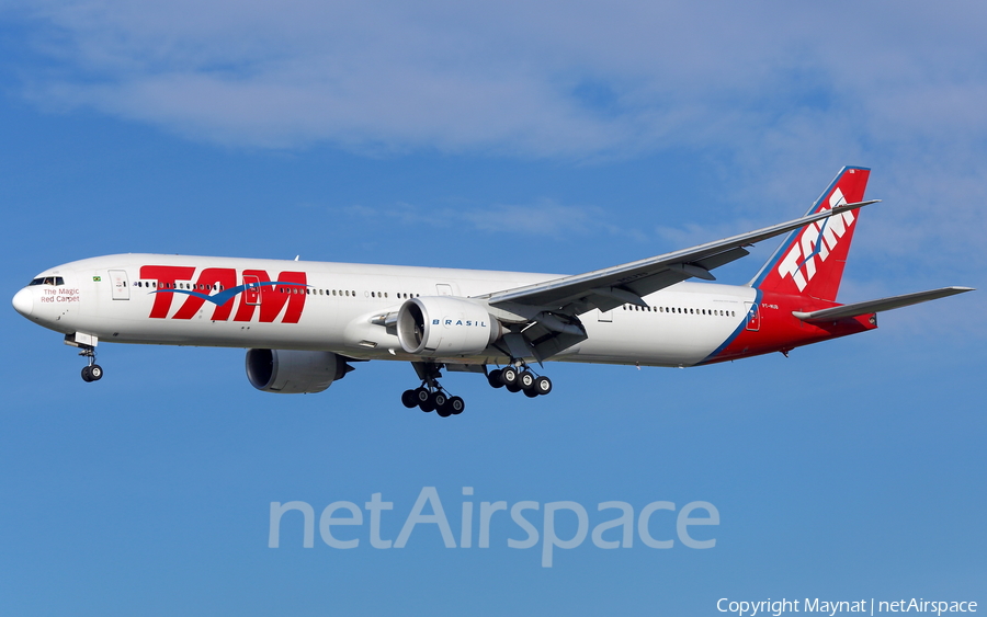 TAM Brazilian Airlines Boeing 777-32W(ER) (PT-MUB) | Photo 216039