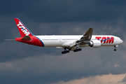 TAM Brazilian Airlines Boeing 777-32W(ER) (PT-MUB) at  London - Heathrow, United Kingdom