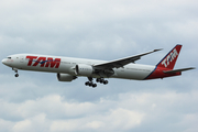 TAM Brazilian Airlines Boeing 777-32W(ER) (PT-MUC) at  Frankfurt am Main, Germany
