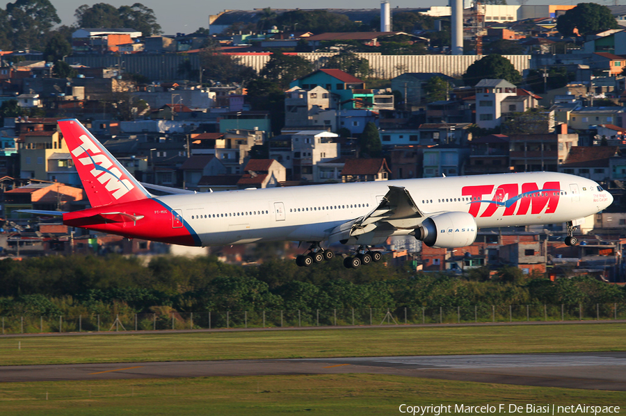 TAM Brazilian Airlines Boeing 777-32W(ER) (PT-MUC) | Photo 38837