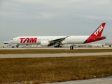 TAM Brazilian Airlines Boeing 777-32W(ER) (PT-MUC) at  Miami - International, United States