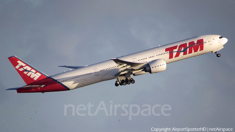 TAM Brazilian Airlines Boeing 777-32W(ER) (PT-MUC) | Photo 220863